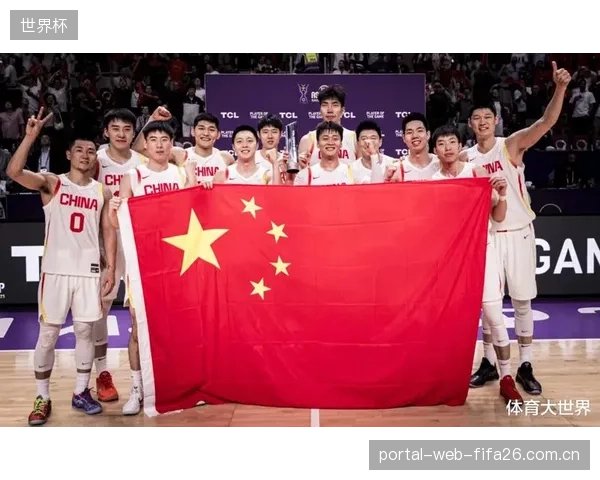 CBA赛季表现优异的众球星入选国家队，备战世预赛第三窗口期。